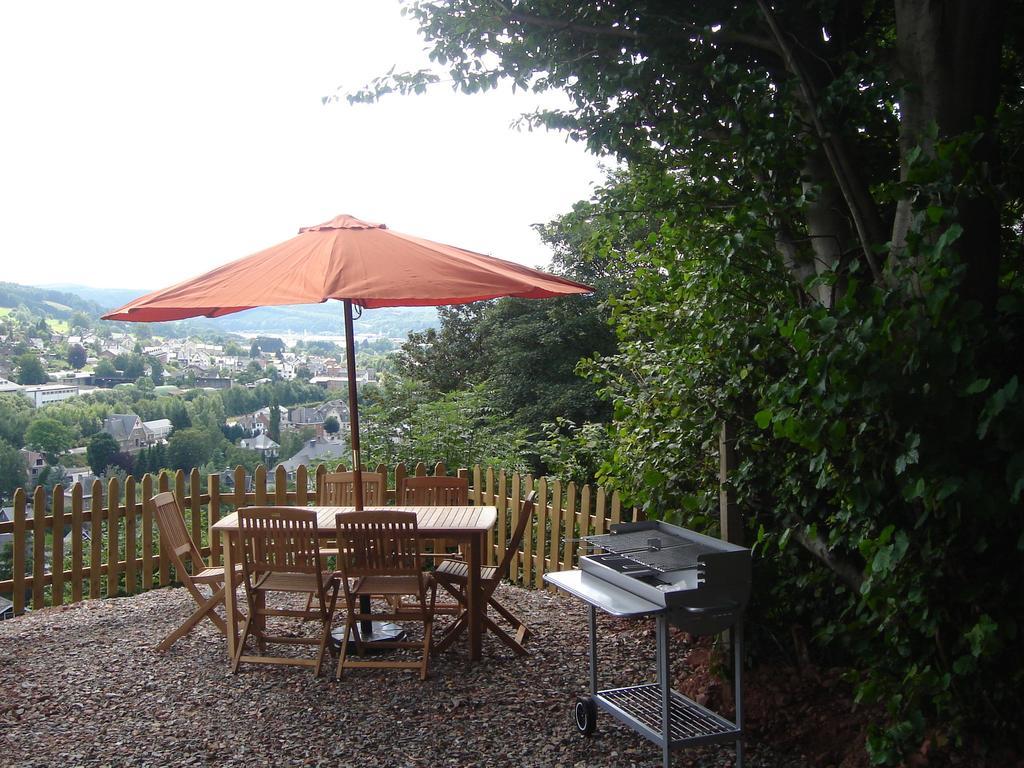 Villa Detached House With Breathtaking Views Malmedy Esterno foto